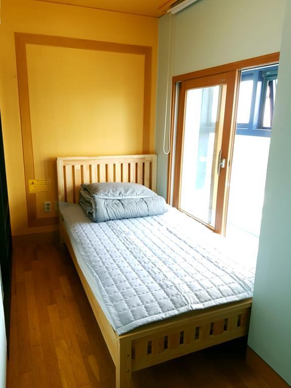 Hostel Lyndon Чеджу Екстериор снимка