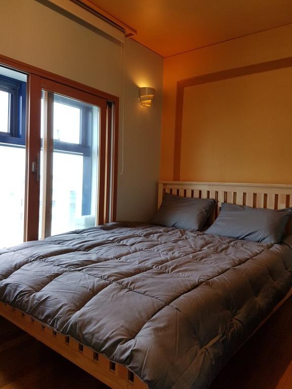 Hostel Lyndon Чеджу Екстериор снимка